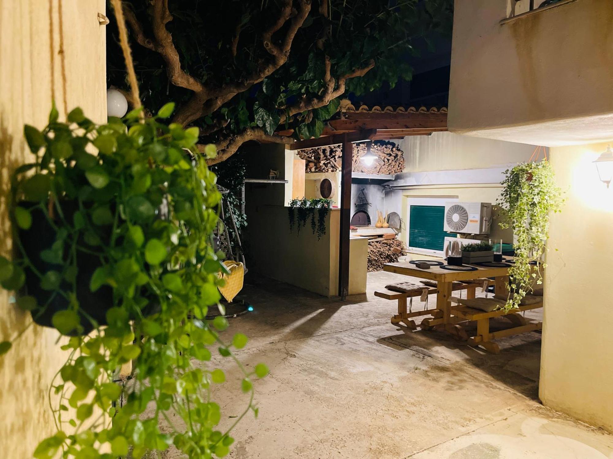 Airport Cottage House アルテミダ エクステリア 写真