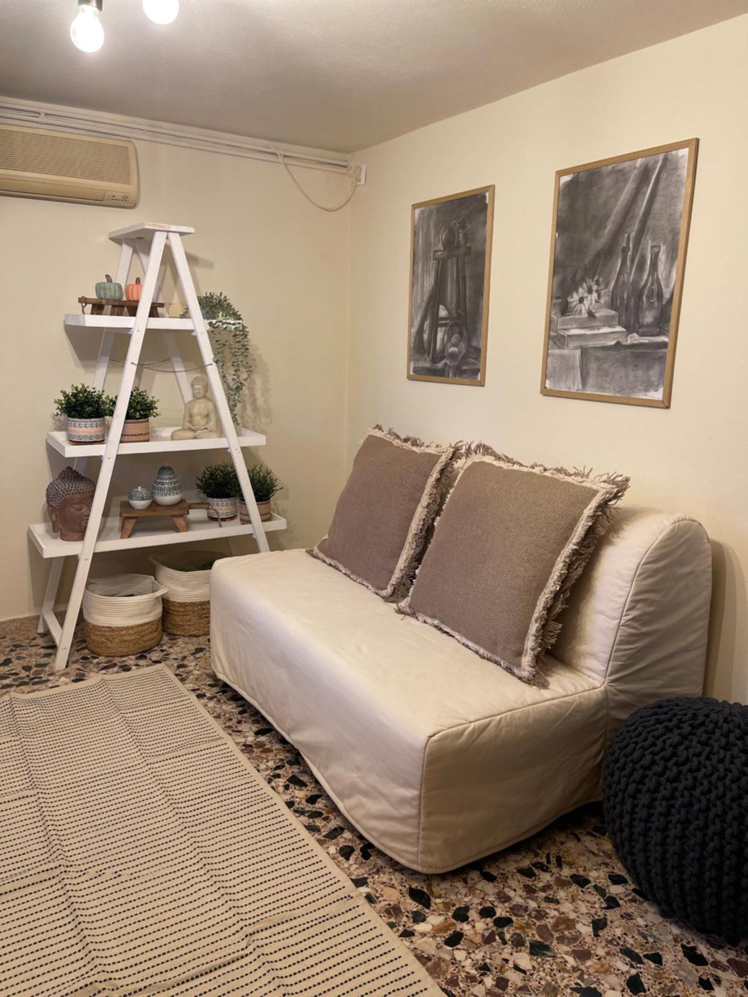 Airport Cottage House アルテミダ エクステリア 写真