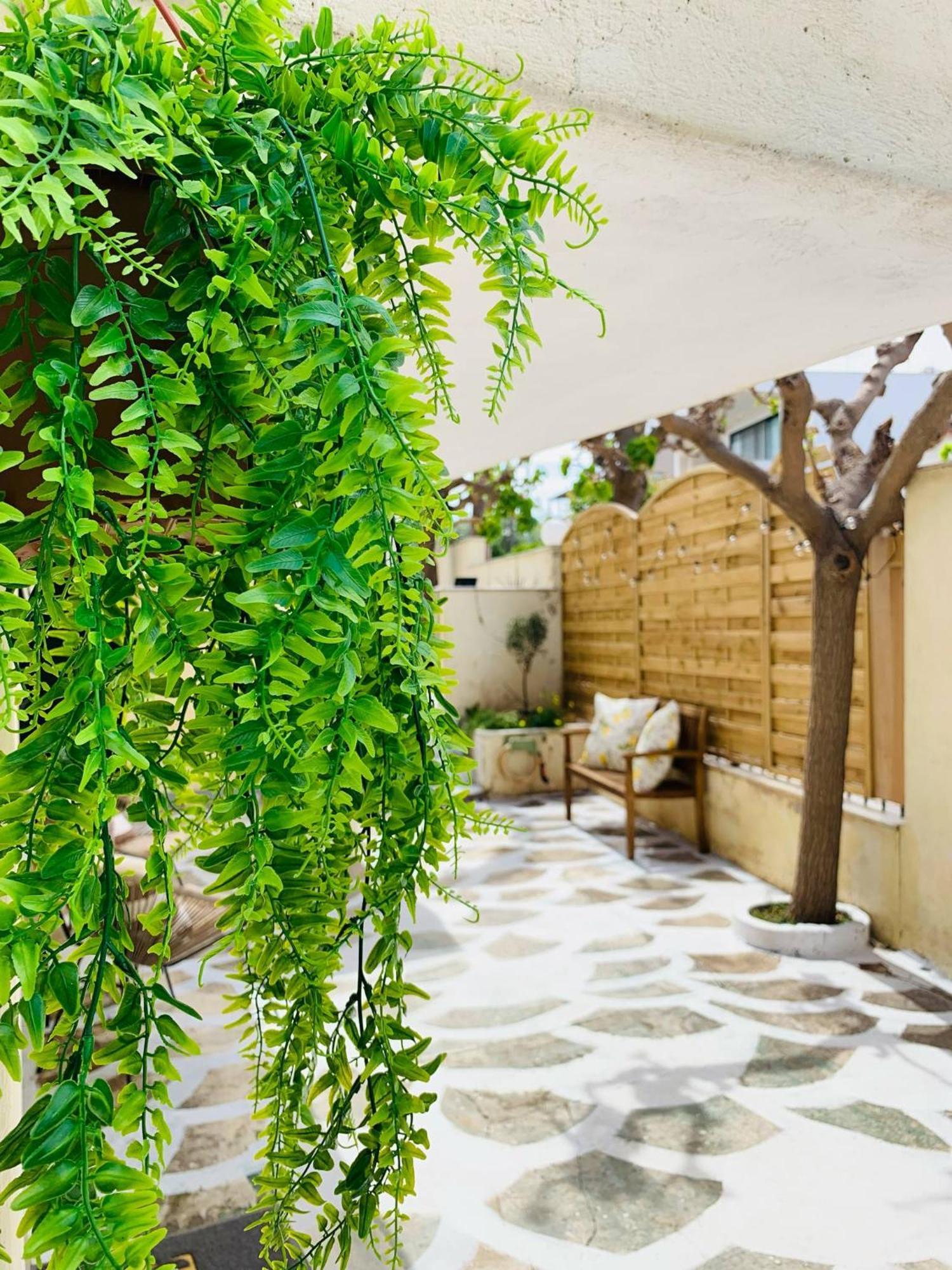 Airport Cottage House アルテミダ エクステリア 写真